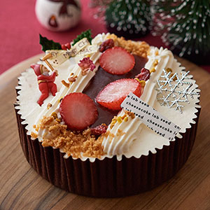エシカル苺のホワイトクリスマスチーズケーキ