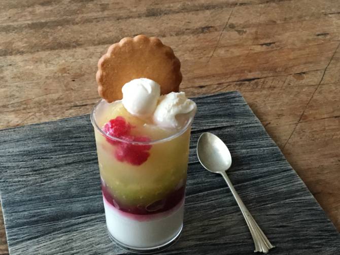 おうちであの味を再現！？　PATISSERIE ASAKO IWAYANAGIのヴェリーヌでプチパフェ?