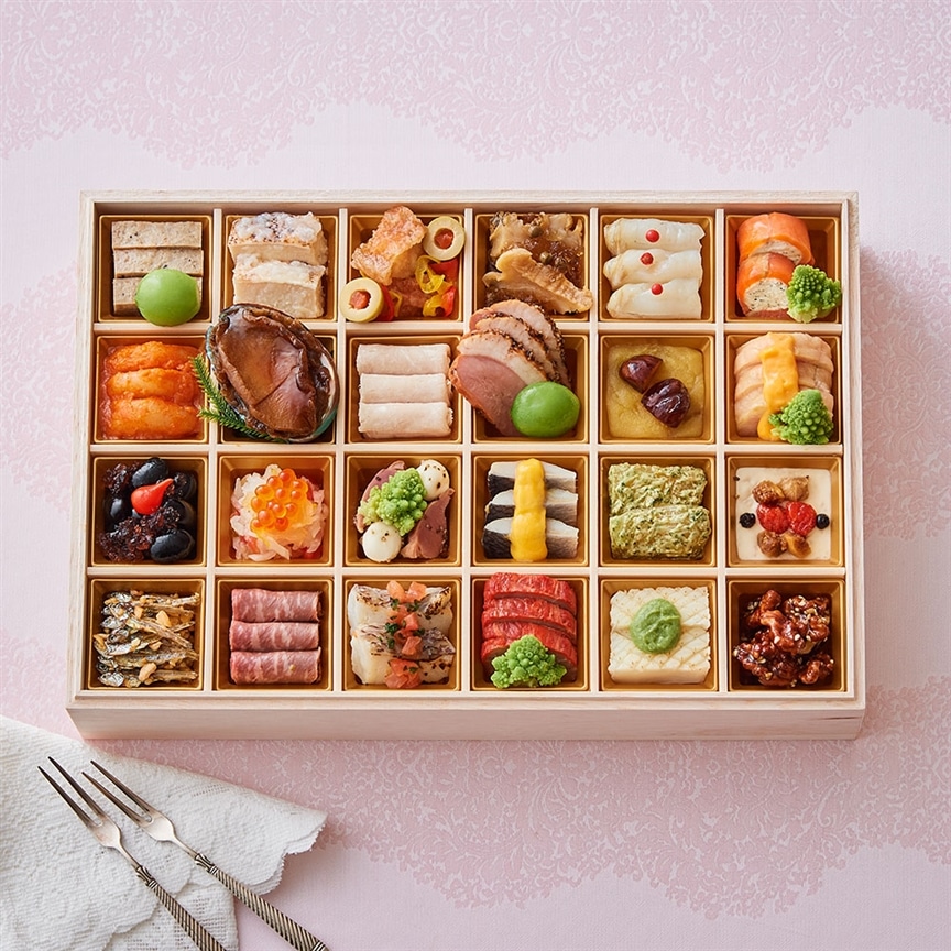 お正月はもちろん、年越しにも！お酒と一緒に楽しみたい洋風オードブルおせち